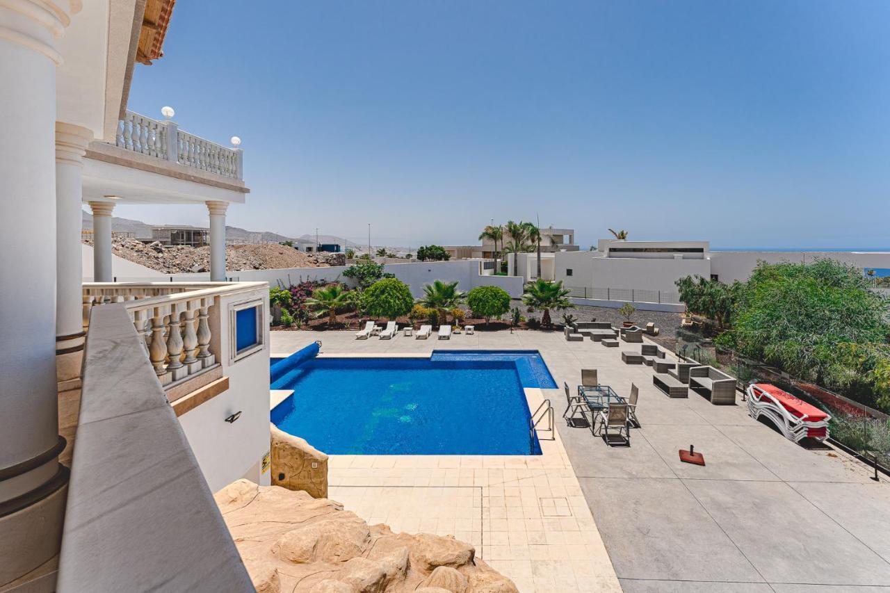 Luxury Villa Nautilus Heated Pool Spa 阿德耶 外观 照片