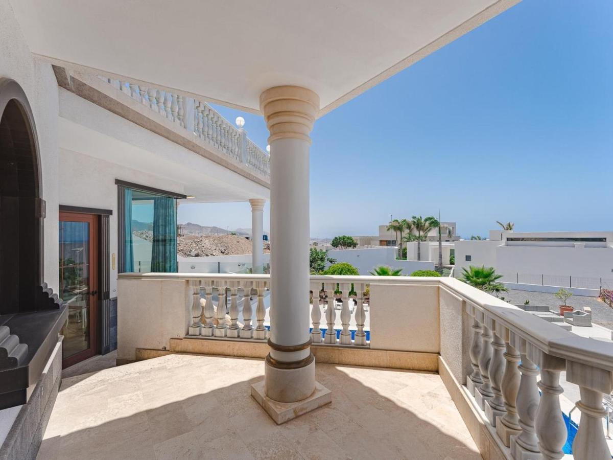 Luxury Villa Nautilus Heated Pool Spa 阿德耶 外观 照片
